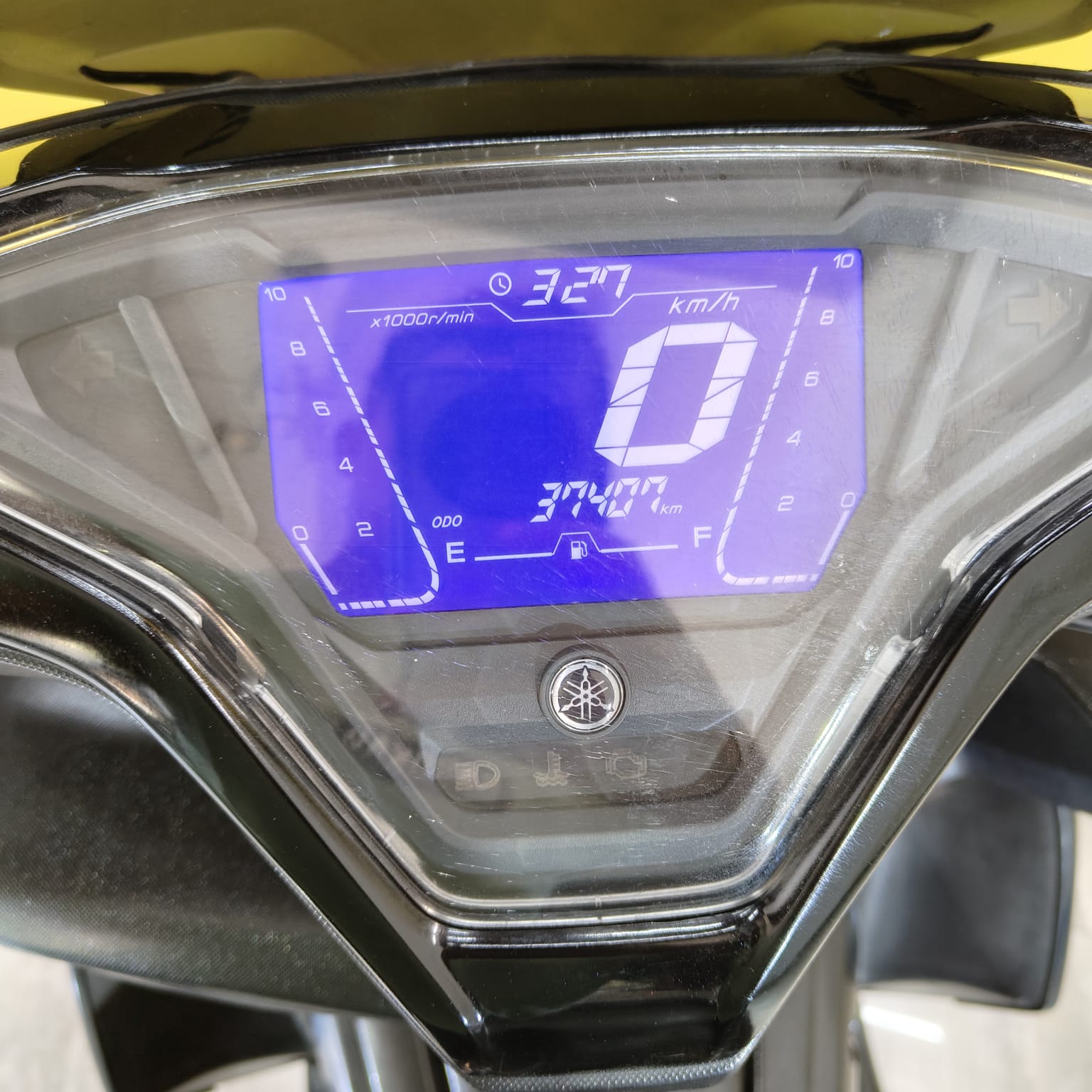 AEROX-H4095XF-foto_depan.jpeg