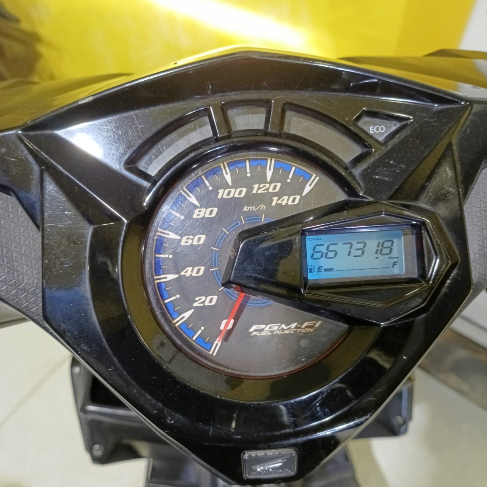 BEAT-AB3701AO-Foto_Depan.jpg