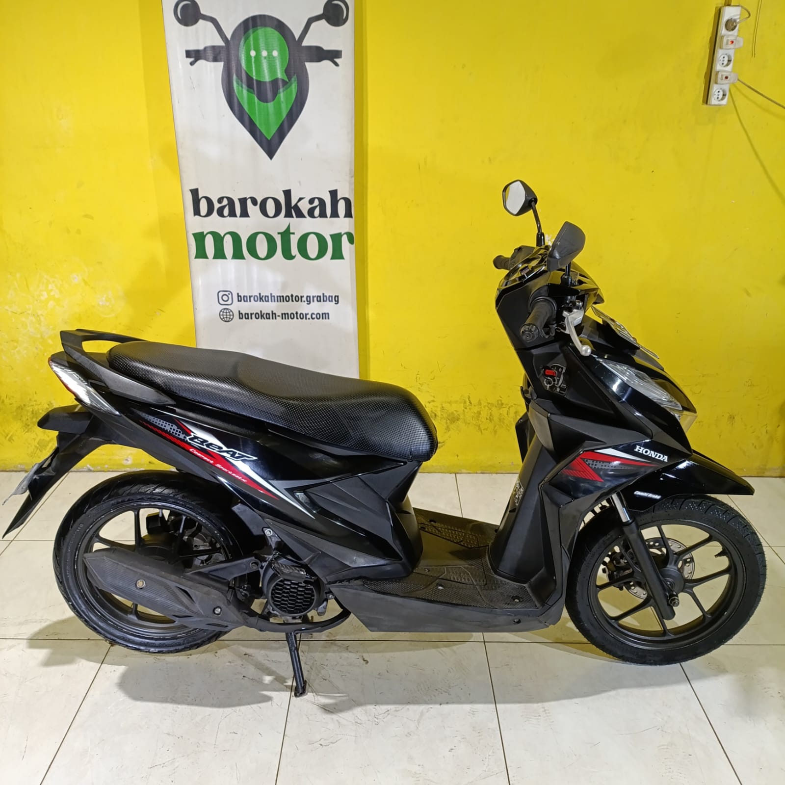 BEAT-AB3701AO-Foto_Kanan.jpg