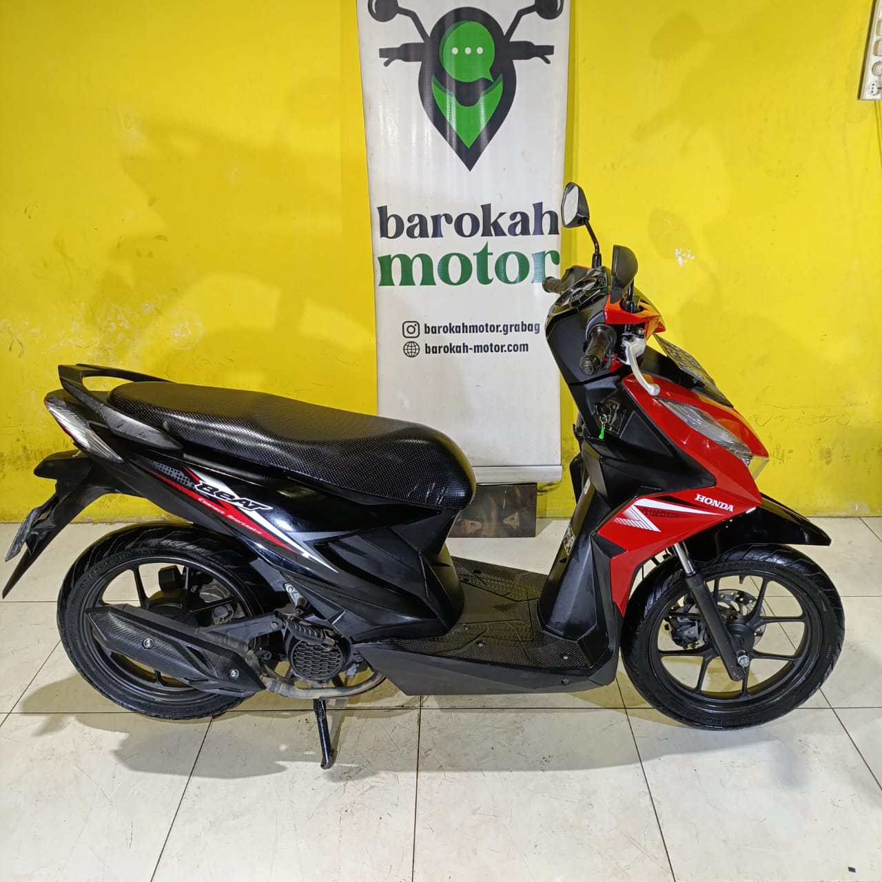 BEAT-AB3759AR-Foto_Kanan.jpg