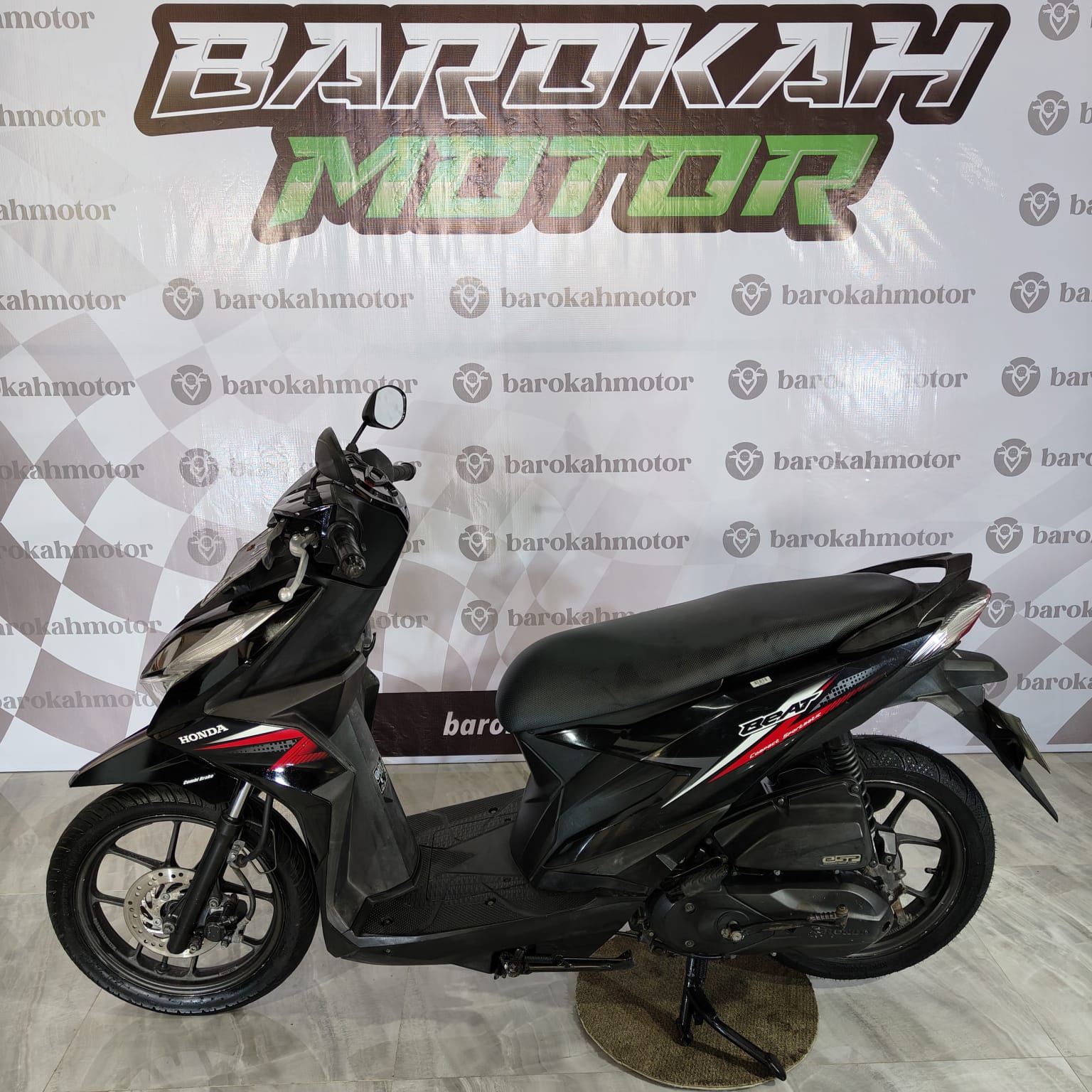 BEAT-H2317IG-Foto_Kiri.jpeg