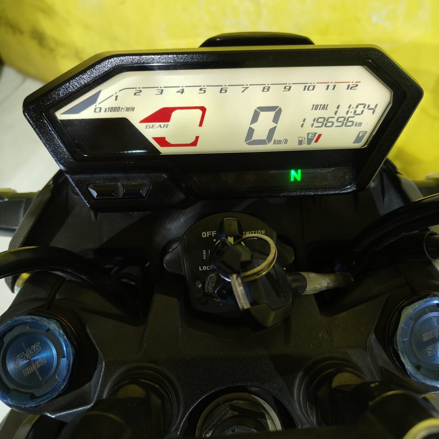 CB150R-AA3776EB-Foto_Depan.jpg