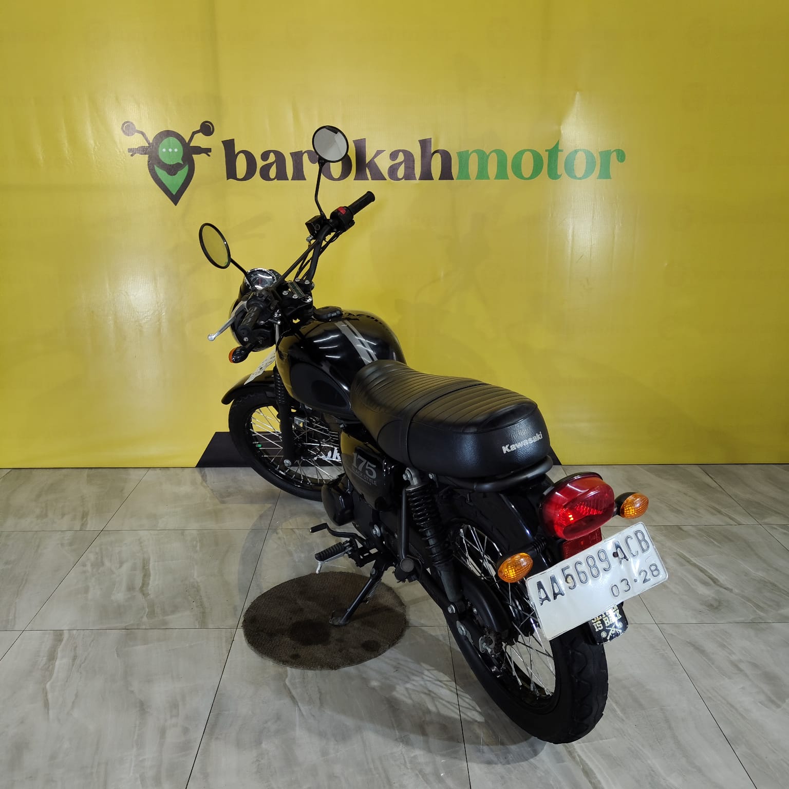 KAWASAKIW175-AA5689ACB-foto_belakang.jpeg