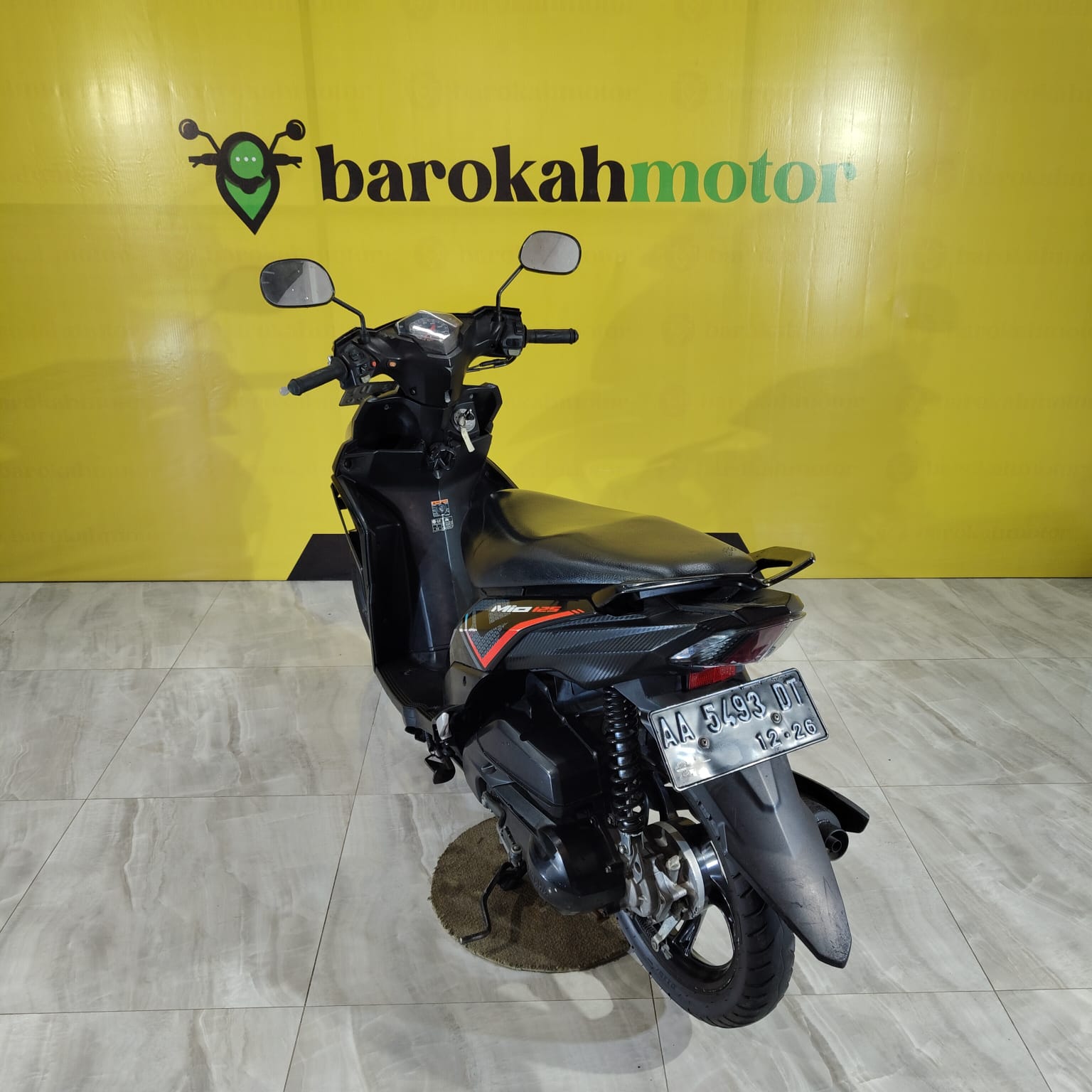 MIOM3-AA5493DT-Foto_Belakang.jpeg