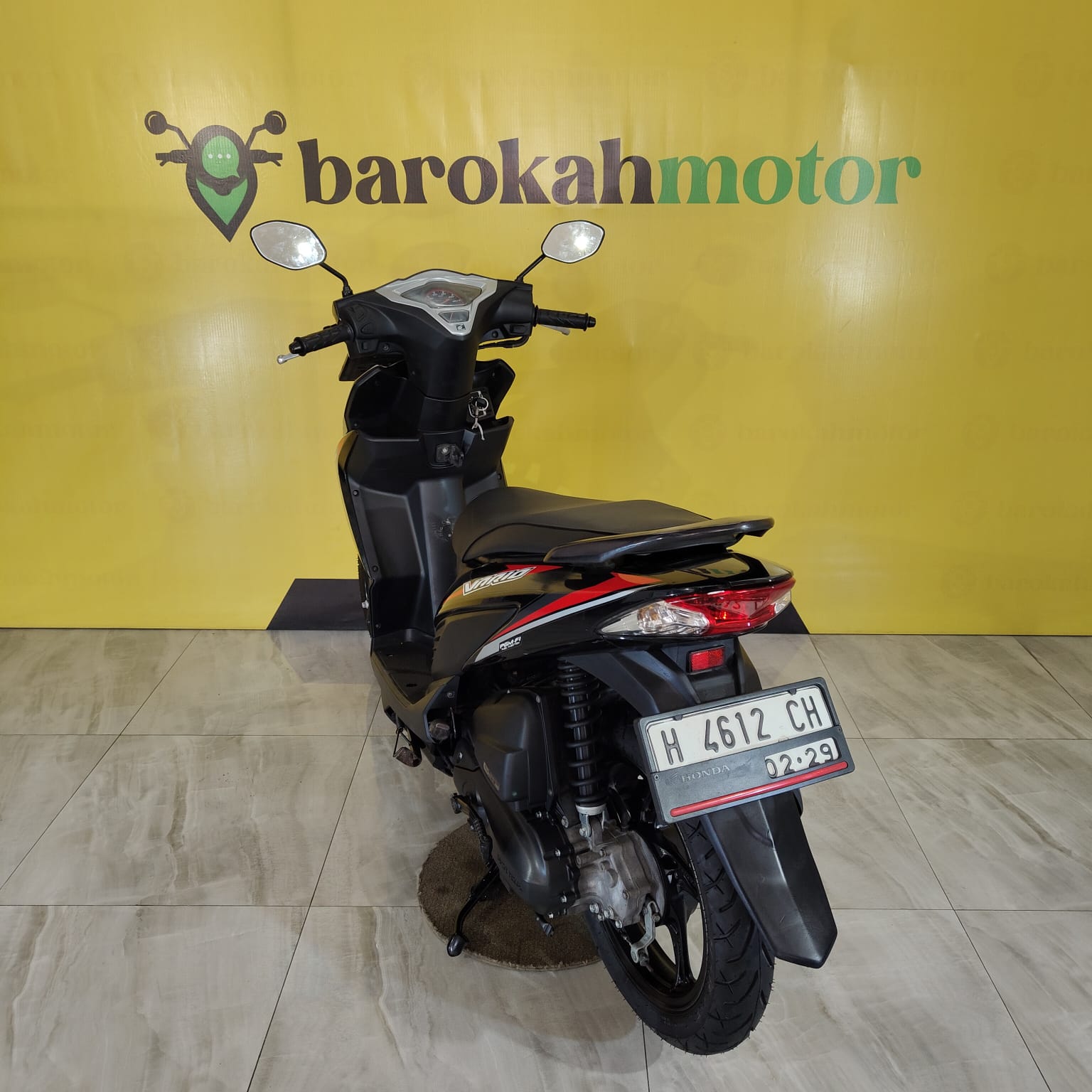 NEWVARIO110-H4612CH-foto_belakang.jpeg