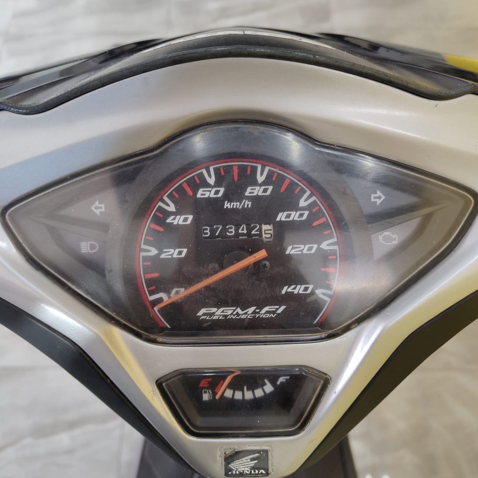 NEWVARIO110-H4612CH-foto_depan.jpeg