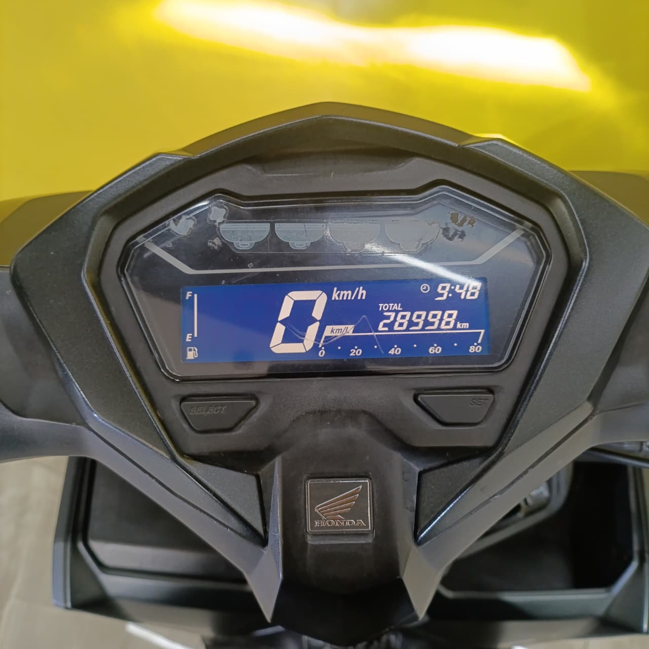 NEWVARIO125CBSISS-AB4928TP-foto_depan.jpeg