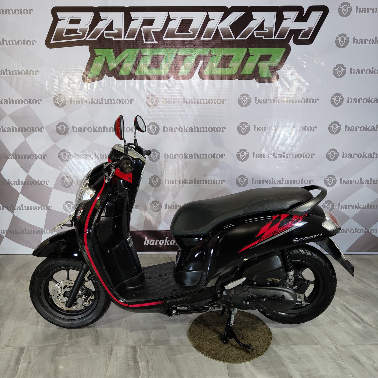 SCOOPY-AA4975BB-Foto_Kiri.jpeg