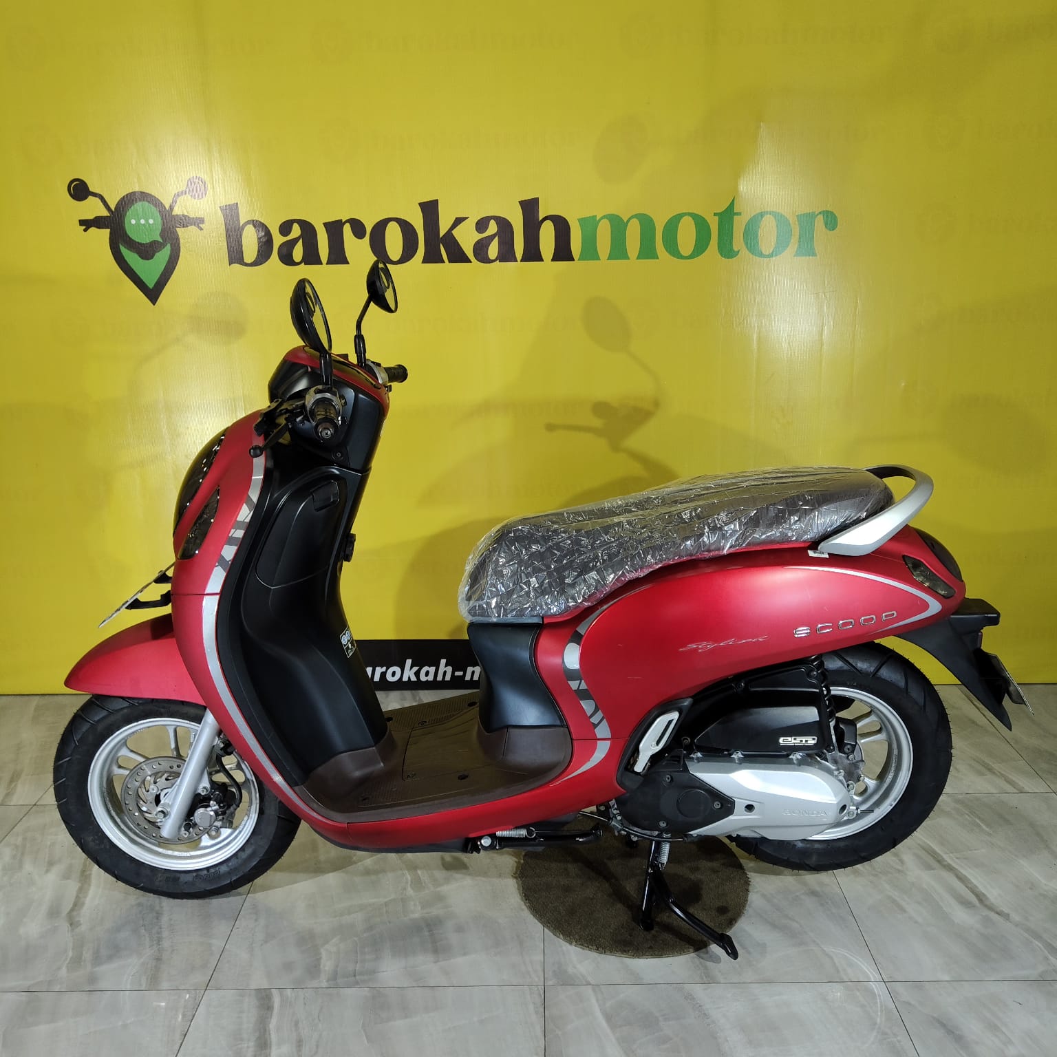 SCOOPY-AB3125R-foto_kiri.jpeg