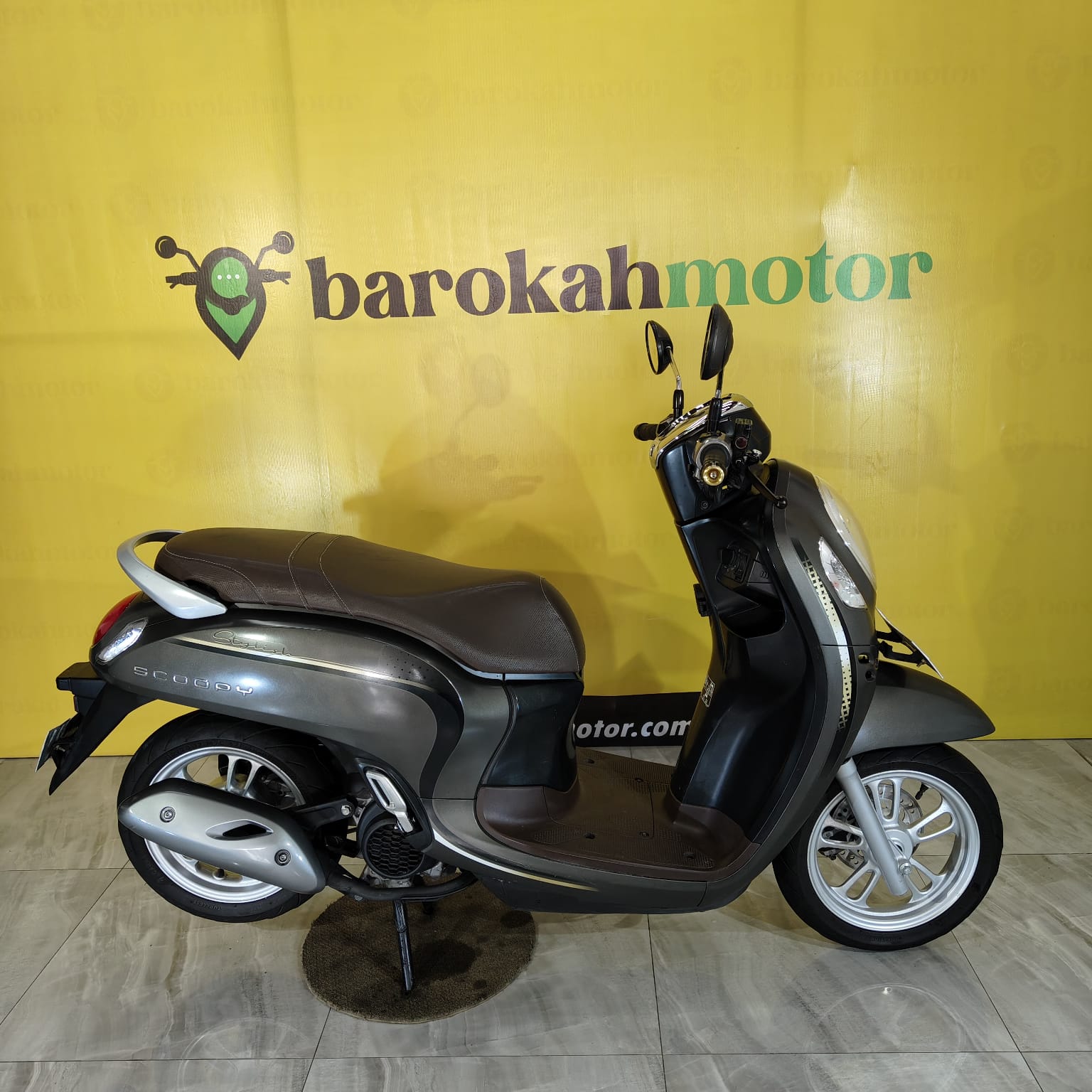 SCOOPY-AB3237YP-foto_kanan.jpeg