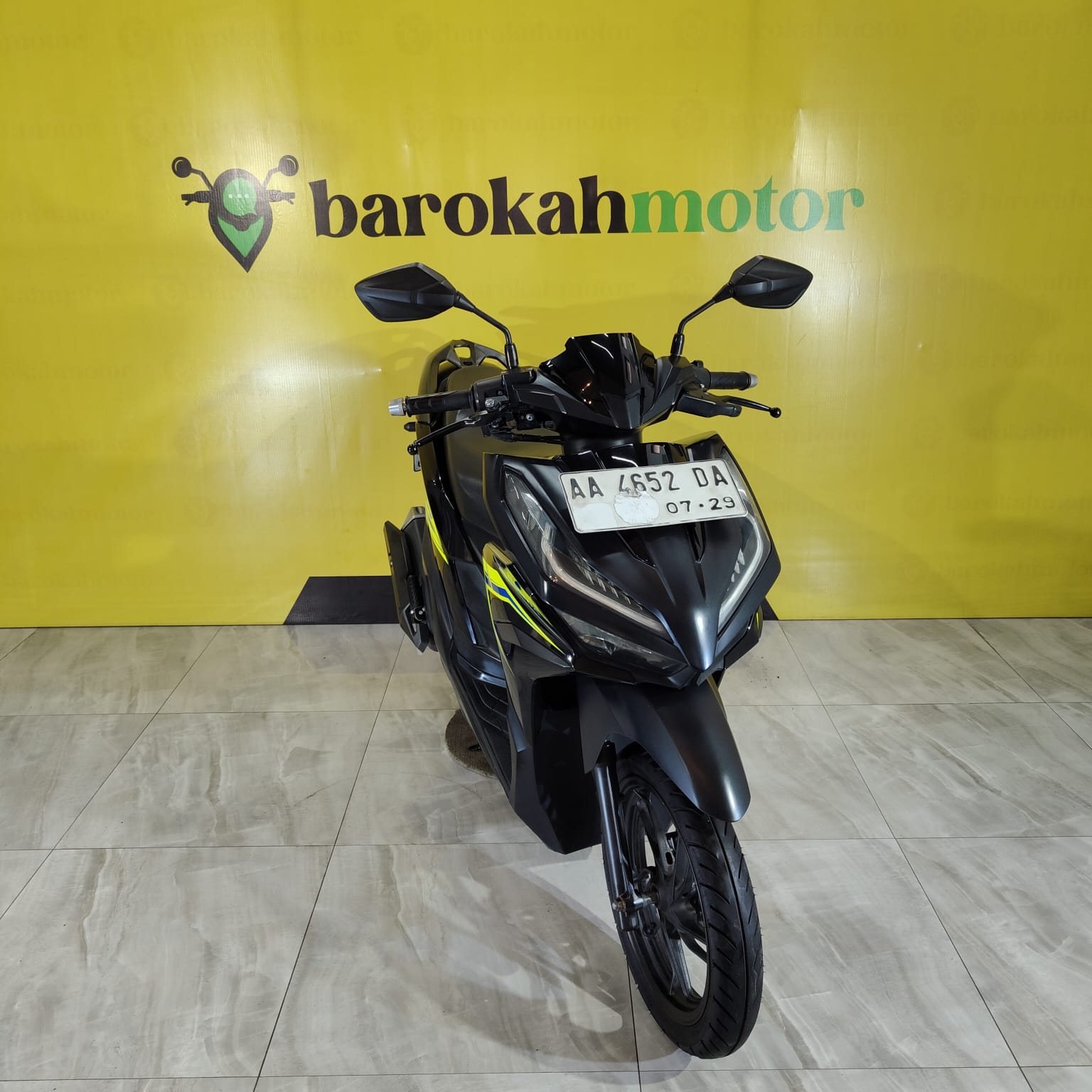 VARIO 125