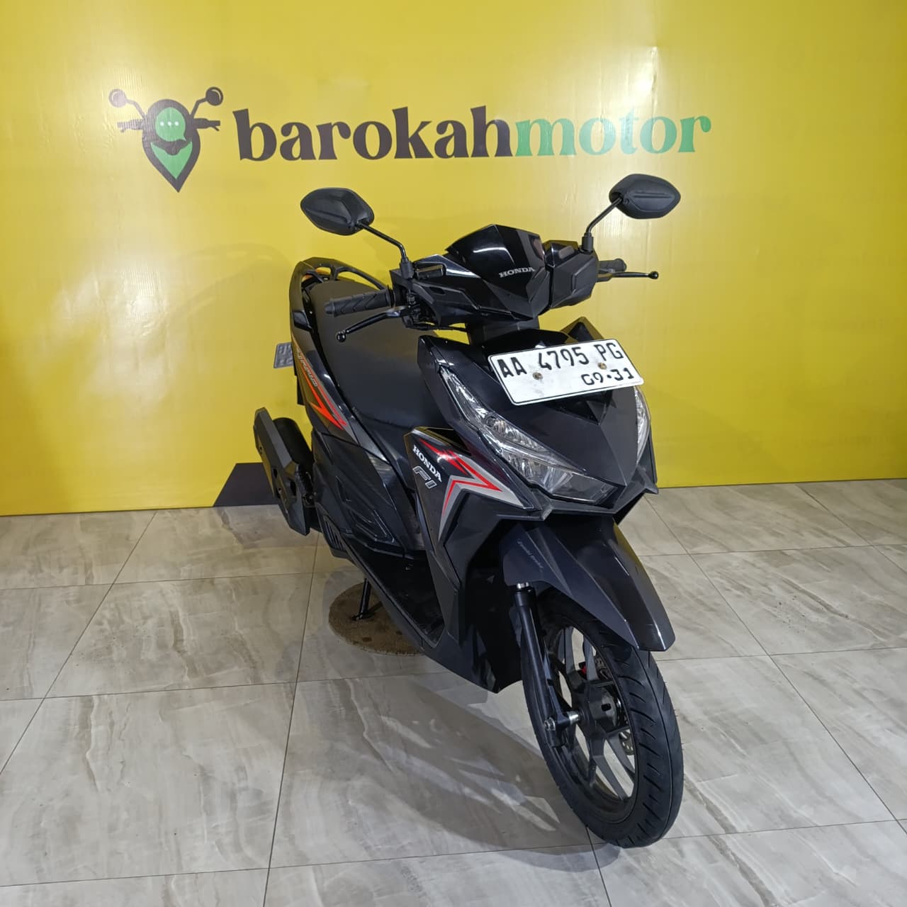 VARIO 125