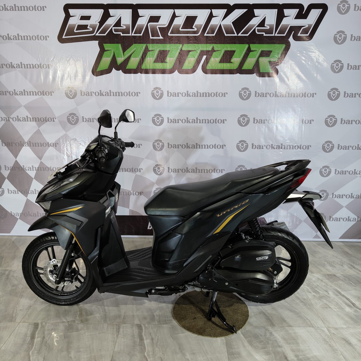 VARIO125-AB4928TP-Foto_Kiri.jpeg