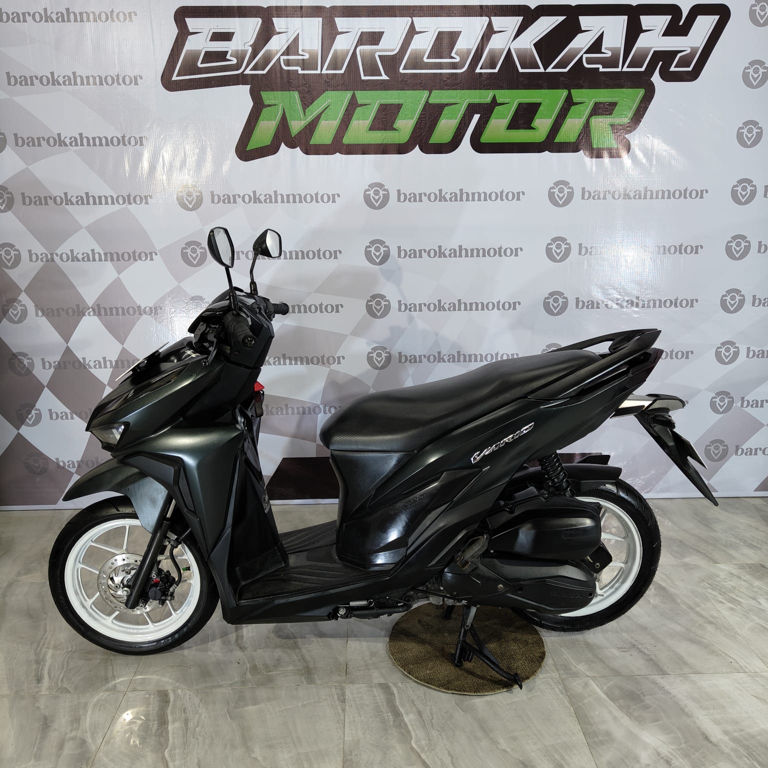 VARIO125-H3820BG-Foto_Kiri.jpeg