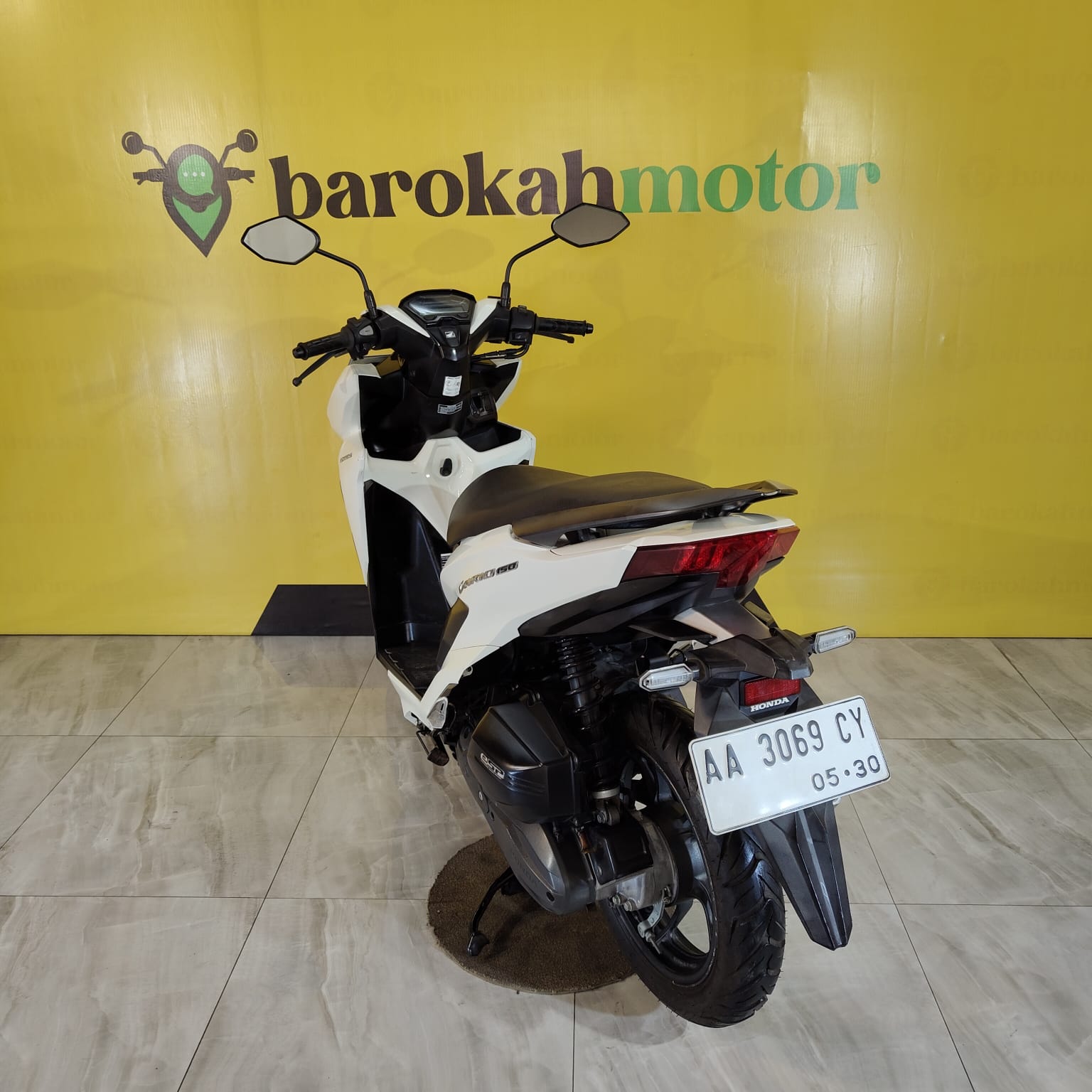 VARIO150-AA3069CY-foto_belakang.jpeg